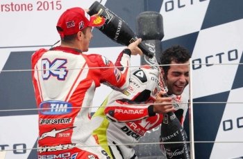 Danilo Petrucci dan Andrea Dovizioso. (motorsport.com)