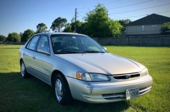 Ilustrasi Toyota Corolla 1999. (craigslist.org)