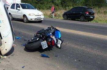 Kecelakaan Suzuki GSX R1000 dengan Mobil. (Facebok)