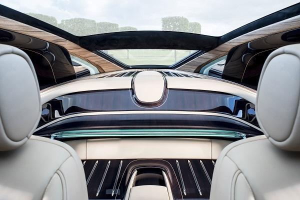 Rolls-Royce Sweptail. (topspeed.com)