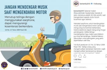 Bahaya mendengarkan musik saat motoran. (Instagram/@kemenhub151)