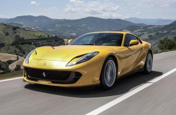 Ilustrasi Ferrari 812 Superfast. (Twitter/carmaster772)