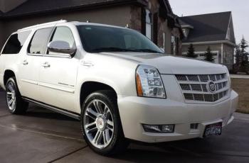 Cadillac Escalade. (cargurus)