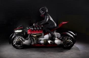 Lazareth La Moto Volante 496. (Lazareth)