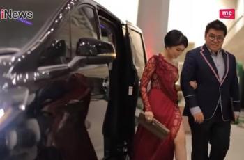 Koleksi mobil Erika Santoso, Bos ADA Swalayan. (YouTube/Jakarta Socialite)