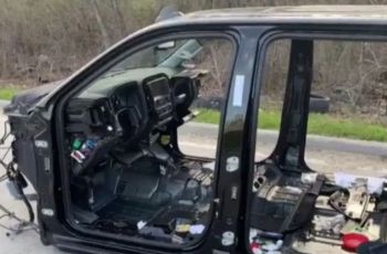 Kondisi mengenaskan Chevrolet Silverado pasca dicuri (thedrive)
