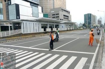 Potret sepinya Jakarta, bikin pangling. (Instagram/@dishubdkijakarta)